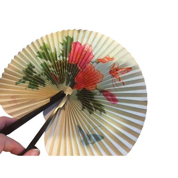 Vintage Shanghai Chinese Folding Paper Hand Fan with Flowers and Butterflies - Picture 3 of 7